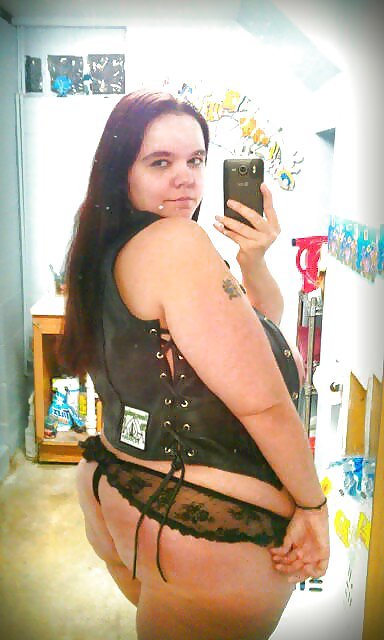 BBW April #fb8oAeEq