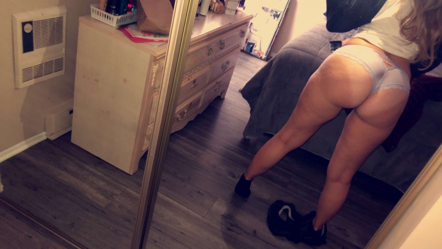 Cuck slut love show her ass #t6q26XH8
